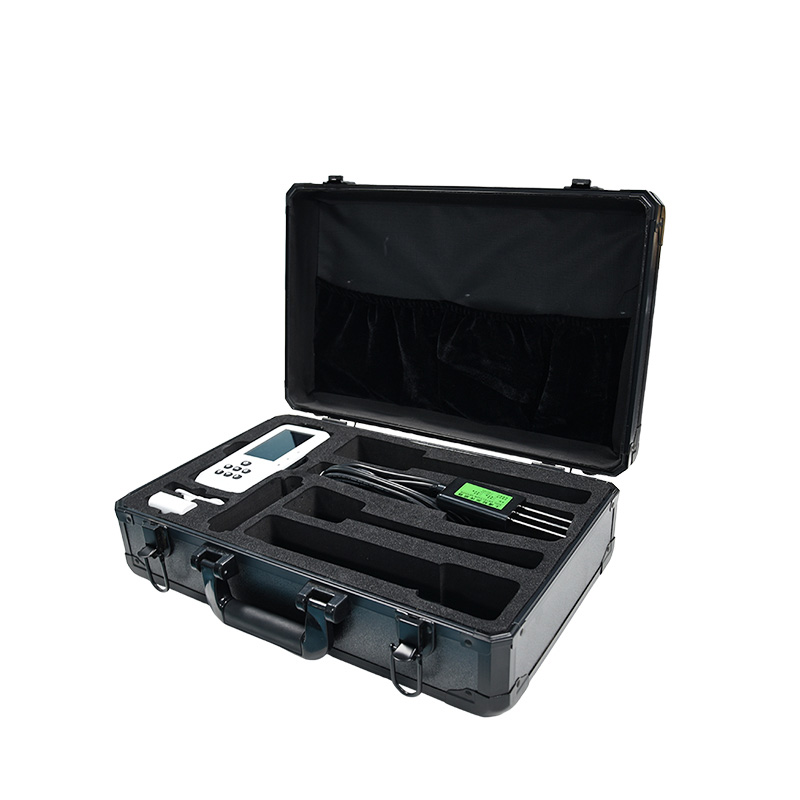 Soil salinity meter